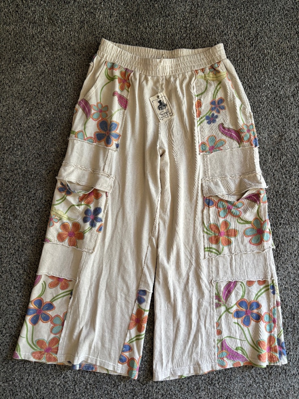 Easel floral sweatpants large nwt